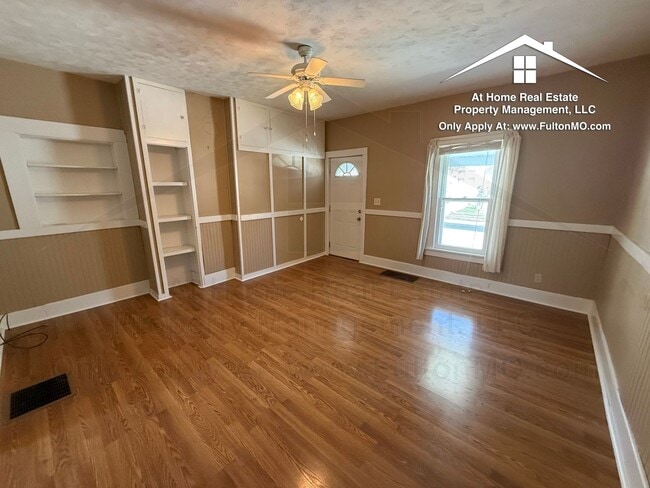 Photo - 110 W 3rd St