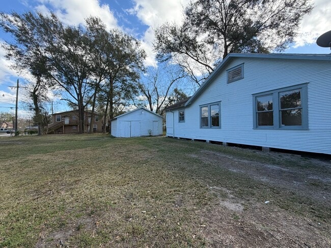 Photo - 4305 Fonville Ave