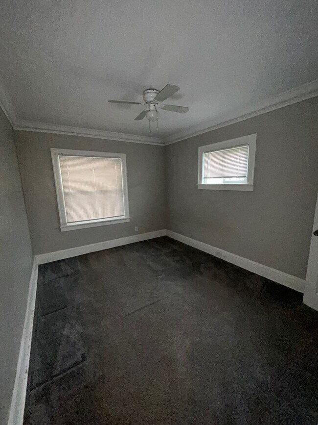 Photo - 4067 E 143rd St Unidad DN