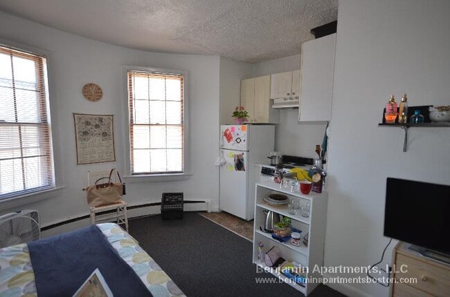 Photo - 28 S Huntington Ave Unit 101