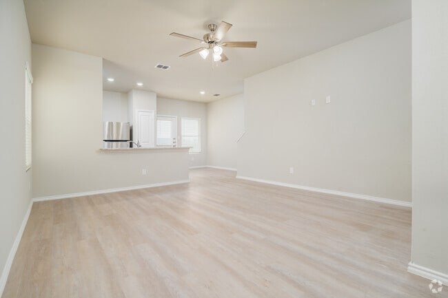 3BR, 3BA - 1225SF Living Room