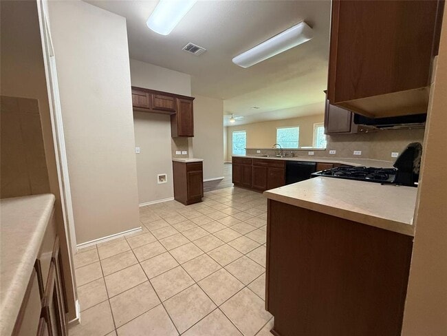 Photo - 2520 Butler Way