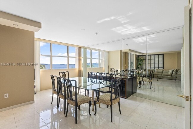 Photo - 1420 Brickell Bay Dr Unidad 601A