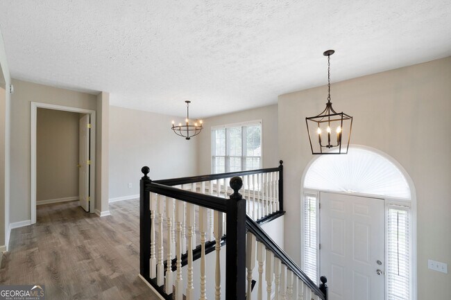 Photo - 33 Stevenson Point