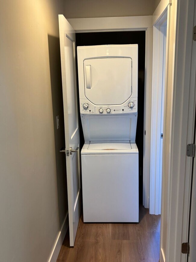 Photo - 63455 N Hwy 97