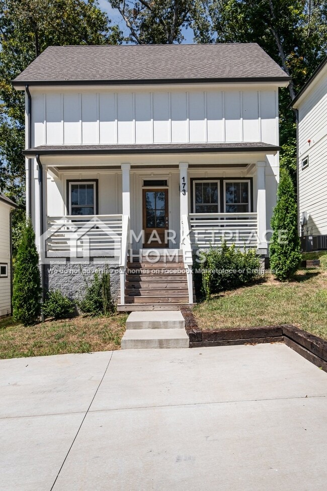Photo - 173 Peach St