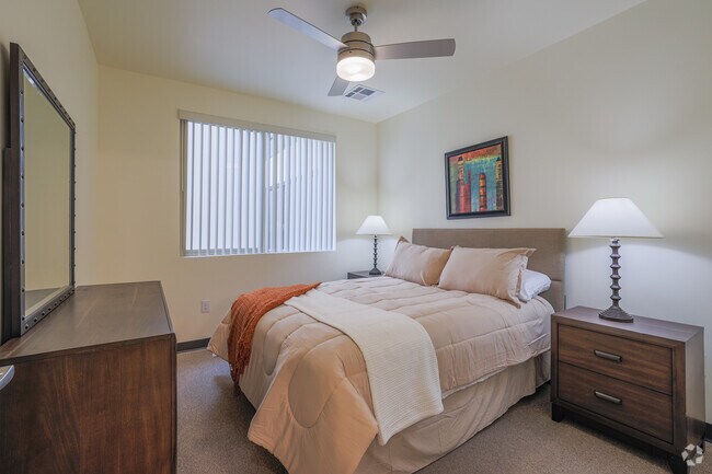 2BR, 1BA - 852SF