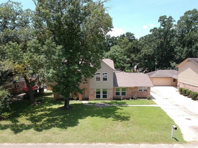 Photo - 696 Ravensworth Dr