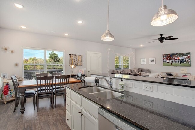 Photo - 668 Whitham Ave Unidad 668 A