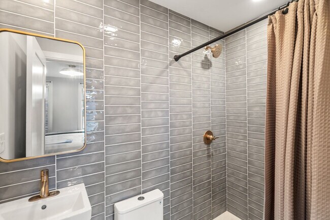 Photo - 10 Lamson Ct Unit 1