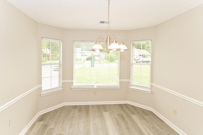 Photo - 7425 Black Oak Dr