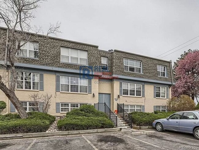 Building Photo - 9110 E Girard Ave Unit 2