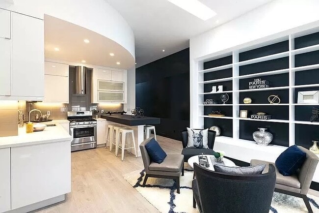 Photo - 2874 Harrison-A Unit A