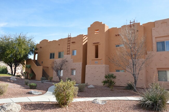 Building - 724 Hardy Way Unit E