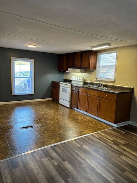 Photo - 133 Pamela's Pl