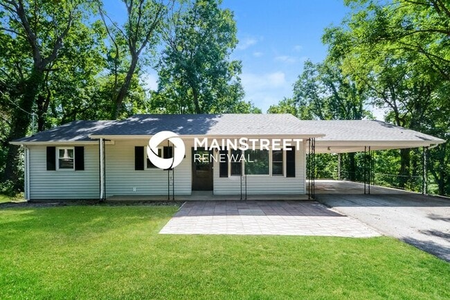 Building Photo - 3 Bedroom Pet-Friendly Home in HOUSE SPRINGS, MO with Main Street Renewal