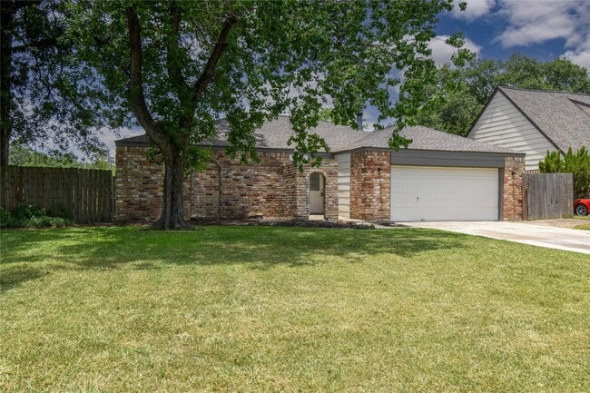 Photo - 2023 Lexington Woods Dr