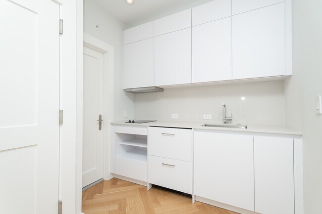 Photo - 461 Massachusetts Ave Unit 10