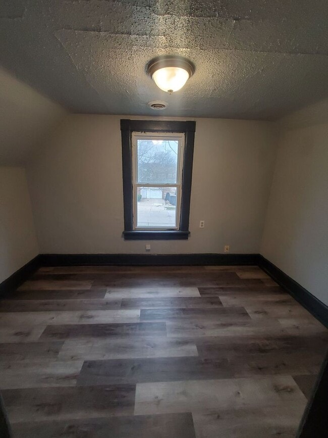 Photo - 330 W Concordia Ave Unit 330A - Upper