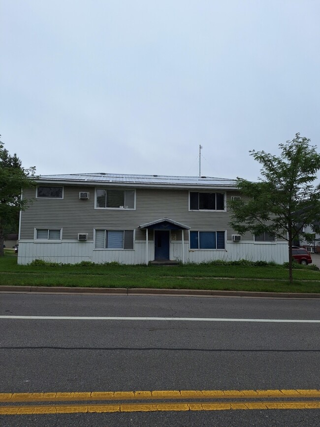 Building Photo - 2202 N 13th St Unit #3
