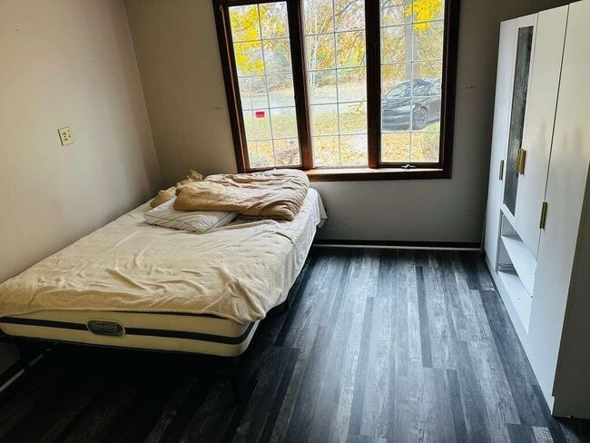 Photo - 159 S Parkway Dr