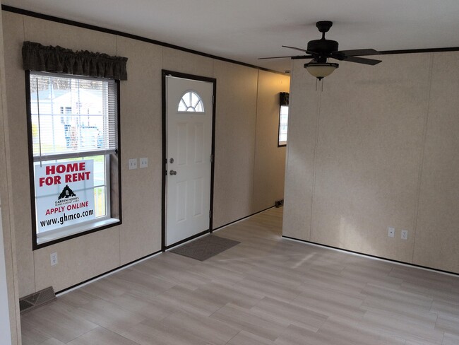 Photo - 106 Pine Grove Dr