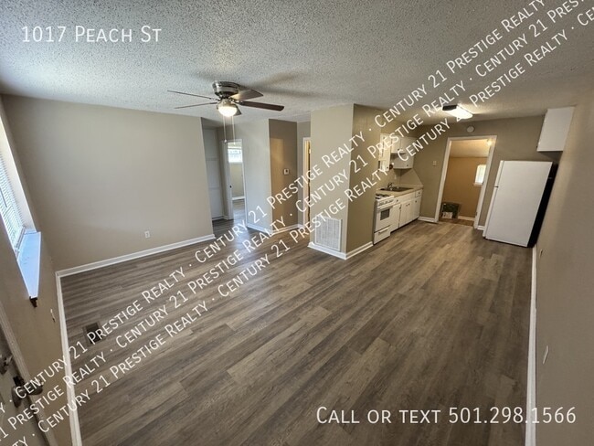 Photo - 1017 Peach St