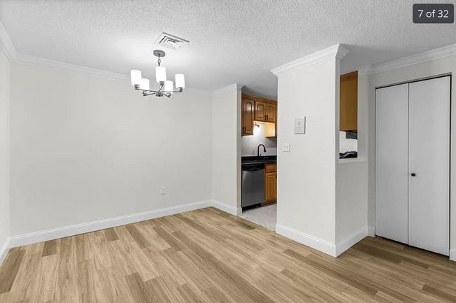 Photo - 15 Bower Rd Unidad A2