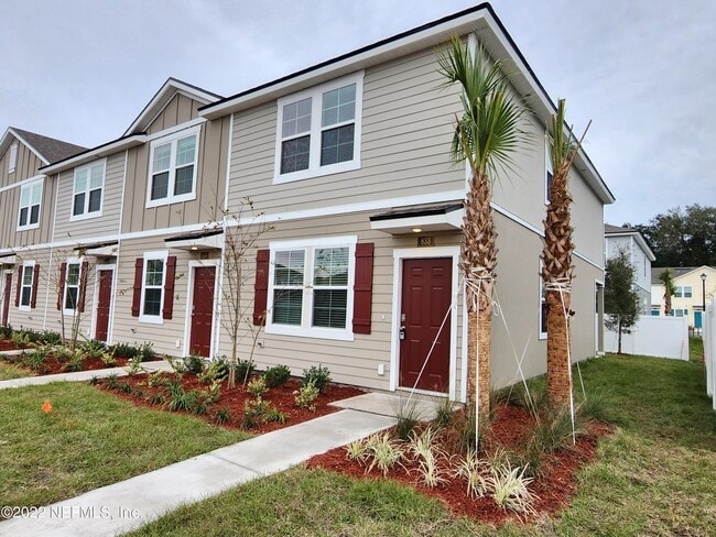 Photo - 833 Centennial St Townhome