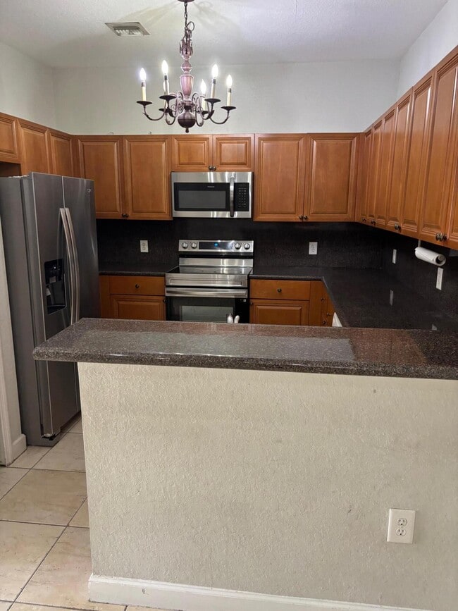 Photo - 1118 Shoma Dr