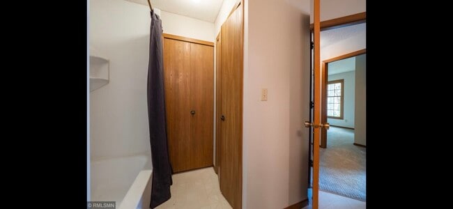 Washer/Dryer in bathroom closet - 10918 Quebec Ave S