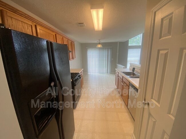 Photo - 9155 Friarbridge Dr