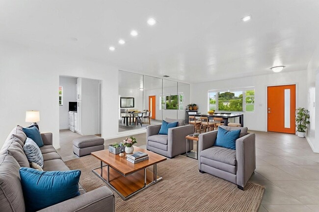 Photo - 5015 S Olive Ave