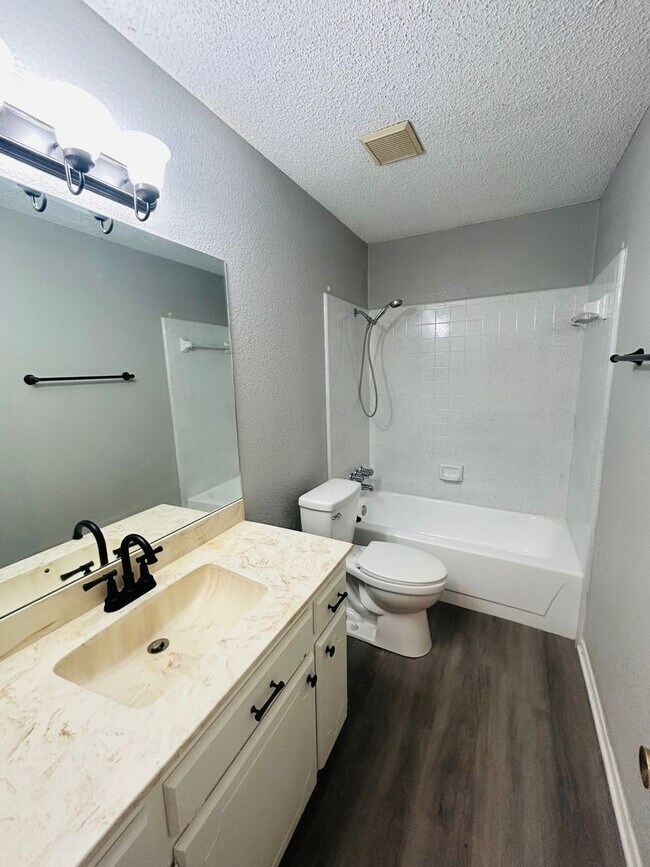 Photo - 928 Vail Highlands Cir