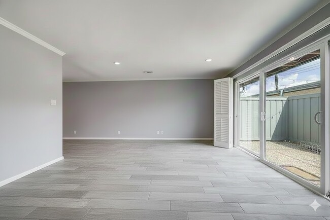 Photo - 6307 Del Monte Dr Unidad 111