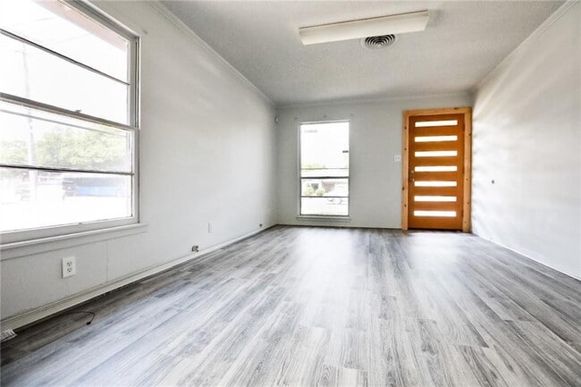 Photo - 3801 S 1st St Casa