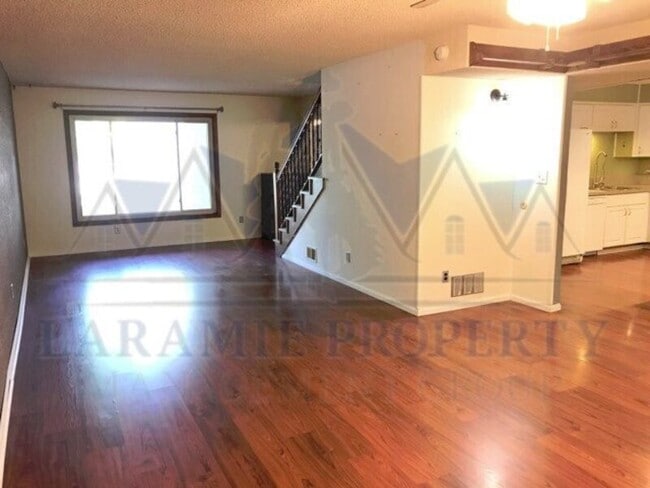 Photo - 1722 Boswell Dr