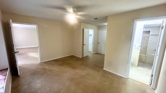 Photo - 3 Carriage Hill Cir