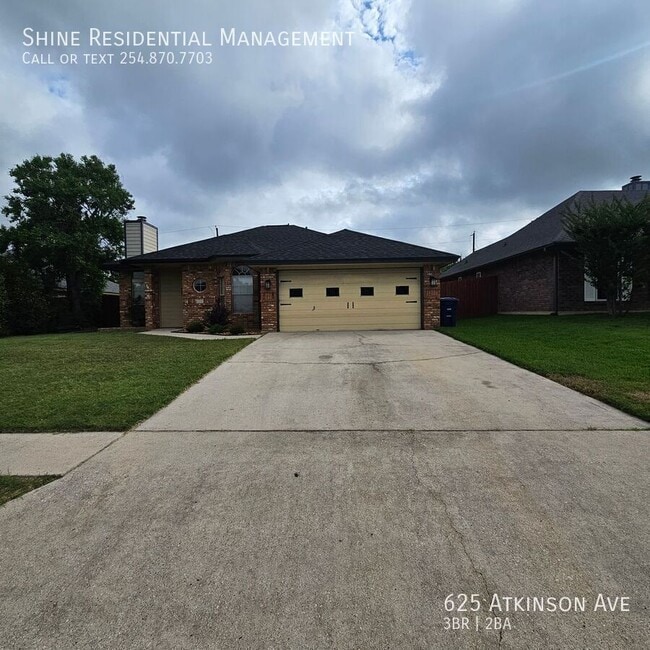 Photo - 625 Atkinson Ave