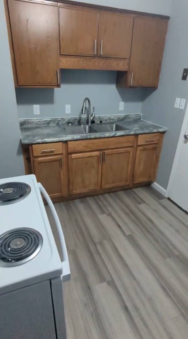 Photo - 127 Quincy St