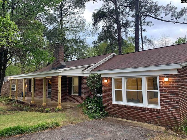 Beautifully Renovated 4BR/3BA Home in Fore... - Beautifully Renovated 4BR/3BA Home in Fore...