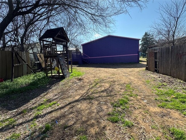 Photo - 404 W Cleveland St