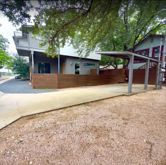 Photo - Single-story 2/2.5 in North Central Austin