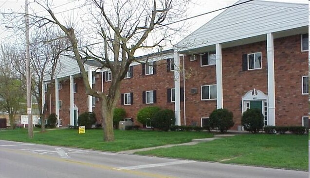 Village Green Apartments - Village Green Apartments