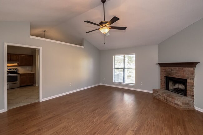 Photo - 10378 Yates Dr