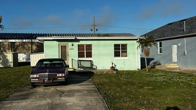 Building Photo - 8234 40th St N Rental