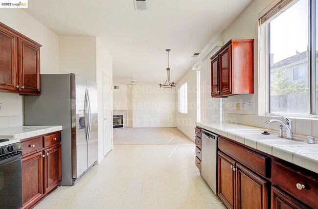 Photo - 5442 Rockwood Cir