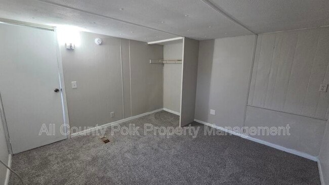 Photo - 2735 W 10th St