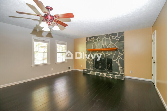 Photo - 146 Camp Creek Dr