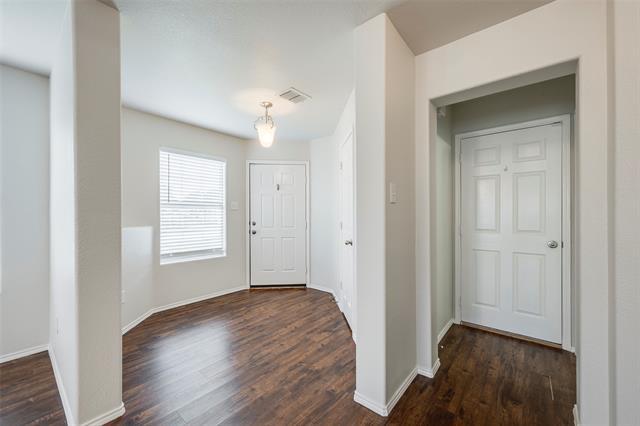 Photo - 7500 Lazy Spur Blvd